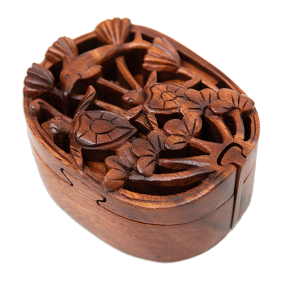 Caja de rompecabezas de madera, 'Océano Oculto' - Caja de rompecabezas de madera de suar marrón con temática marina hecha a mano en Bali