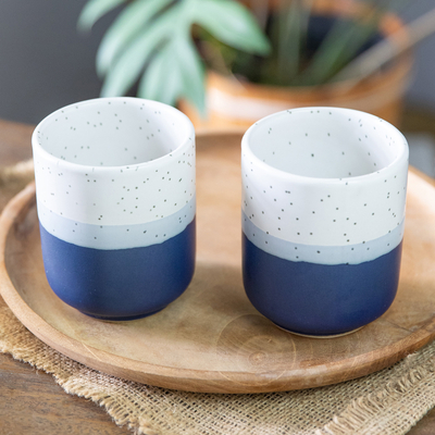 Set of 2 porcelain cups
