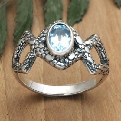 Blue topaz cocktail ring, 'Pyramids of Loyalty' - Geometric Sterling Silver Cocktail Ring with Blue Topaz Gem