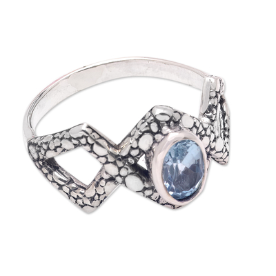 Blue topaz cocktail ring, 'Pyramids of Loyalty' - Geometric Sterling Silver Cocktail Ring with Blue Topaz Gem
