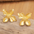 Vergoldete Knopfohrringe - 18-karätig vergoldete Orchideenknopf-Ohrringe mit polierter Oberfläche