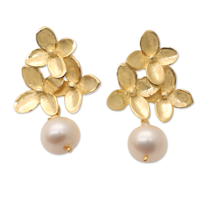 Pendientes colgantes de perlas cultivadas chapadas en oro - Aretes colgantes con temática de trébol chapados en oro de 18 k con perlas