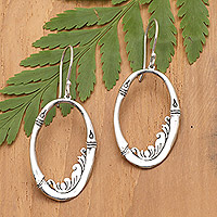 Sterling silver dangle earrings, 'Tropical Oval' - Traditional Oval-Shaped Sterling Silver Dangle Earrings