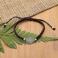 Sterling silver macrame pendant bracelet, 'Dark Brown Sahasrara' - Sterling Silver Sahasrara Macrame Pendant Bracelet