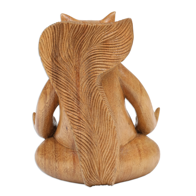 estatuilla de madera - Estatuilla de ardilla de madera de suar pulida tallada a mano de Bali