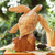 Escultura de madera - Escultura de madera de tortuga en una roca tallada a mano en Bali