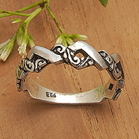 Sterling silver band ring, 'Graceful Allure' - Traditional Balinese Oxidized Sterling Silver Band Ring