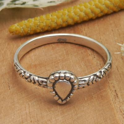 Sterling silver band ring, 'Drop in the Rain' - Sterling Silver Band Ring with Teardrop Accent from Bali