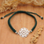 Pulsera colgante de macramé en plata de primera ley - Pulsera Macramé Verde Floral con Colgante Pulido