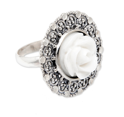 Sterling silver cocktail ring, 'Wondrous Rose' - Rose-Themed Sterling Silver Cocktail Ring from Bali