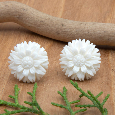 Pendientes de botón tallados a mano - Aretes de botón florales tallados a mano con poste de plata esterlina