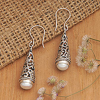 Aretes colgantes de perlas cultivadas - Pendientes colgantes con temática floral y de vid con perlas blancas