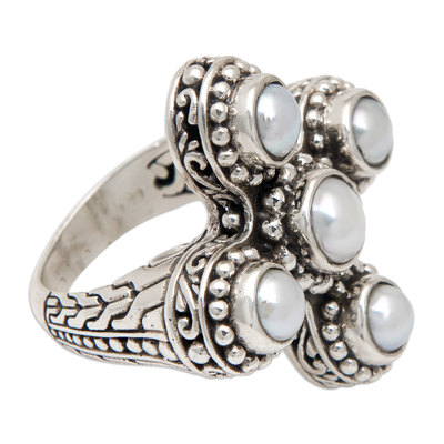 Cultured pearl cocktail ring, 'Pearl Crossing' - Classic Balinese Sterling Silver White Pearl Cocktail Ring