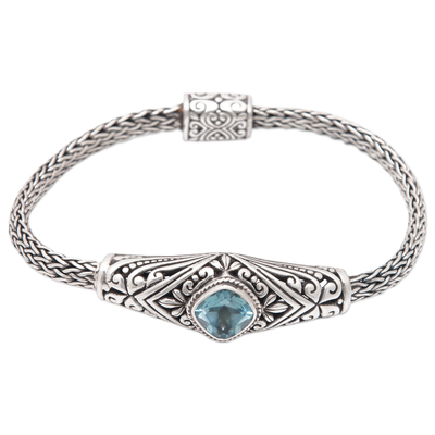 Blue topaz pendant bracelet, 'Open Your Eyes' - Traditional Faceted Five-Carat Blue Topaz Pendant Bracelet
