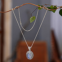 Collar colgante de piedra lunar arco iris, 'Queen Moonlight' - Collar colgante de piedra lunar arco iris natural tradicional