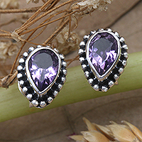 Pendientes de amatista, 'Corazón encantado en púrpura' - Pendientes de plata de ley con gema de amatista en forma de pera