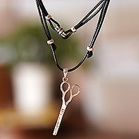 Sterling silver pendant necklace, 'Cutting Trends' - Adjustable Sterling Silver Scissor Pendant Necklace