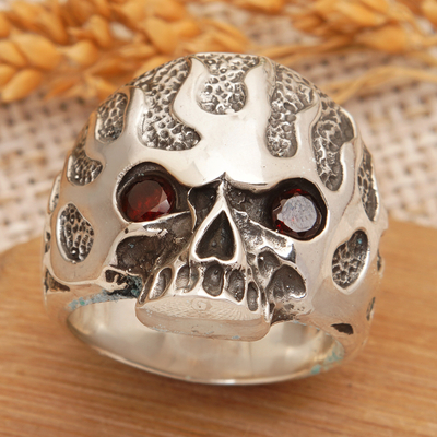 Men's garnet cocktail ring, 'Fire Skull' - Men's Sterling Silver Skull Cocktail Ring with Garnet Stones