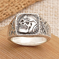 Men's sterling silver signet ring, 'Pilot Skull' - Men's Sterling Silver Signet Ring with Pilot Skull Motif