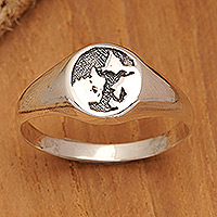 Sterling silver signet ring, 'Globe Glam' - Sterling Silver Signet Ring with World Map Motif from Bali