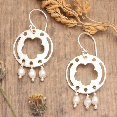 Aretes colgantes de perlas cultivadas - Aretes colgantes florales de plata esterlina con perlas grises