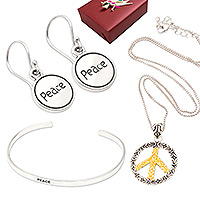 Kuratiertes Geschenkset „Spread Peace“ – Peace Kuratiertes Geschenkset mit Halskette, Ohrringen, Manschettenarmband