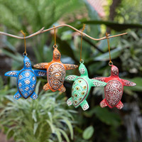 Holzornamente, „Festliche Muscheln“ (4er-Set) – Set mit 4 bemalten bunten Schildkröten-Ornamenten aus Jempinis-Holz
