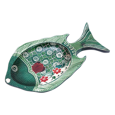 Wood decorative plate, 'Truntum Ocean' - Batik Fish-Shaped Green and Red Pule Wood Decorative Plate