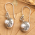 Aretes colgantes de perlas cultivadas - Pendientes colgantes clásicos de perlas cultivadas en gris y rosa