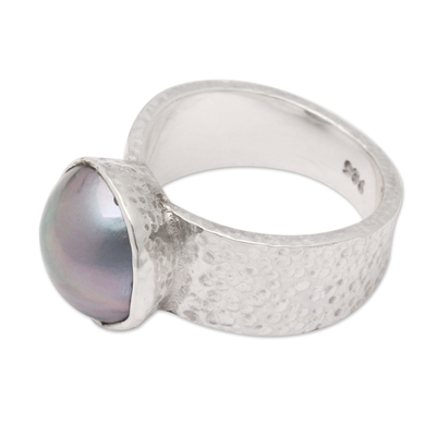 Cultured pearl single stone ring, 'Ocean's Truth' - Hammered Blue Cultured Pearl Single Stone Ring from Bali