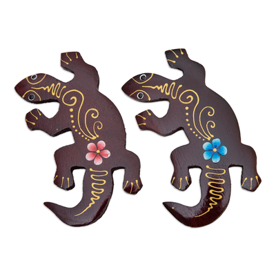 Wood magnets, 'Paradisial Lizards' (set of 2) - Set of 2 Hand-Painted Floral Lizard-Shaped Wood Magnets