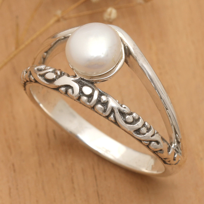 Anillo de perla cultivada con una sola piedra - Anillo balinés moderno de perla cultivada gris con una sola piedra