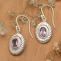 Pendientes colgantes de amatista, 'Spiral Purple Water' - Pendientes colgantes de amatista de un quilate facetados en espiral ovalados