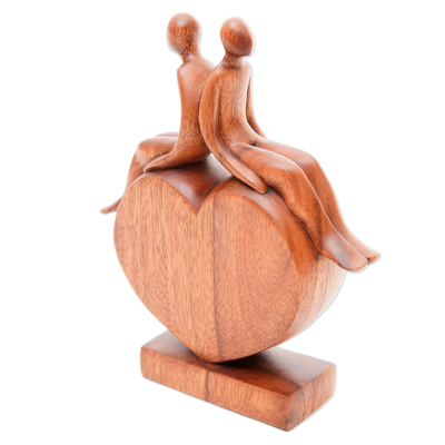 Escultura de madera - Escultura inspiradora en forma de corazón de madera de Suar de Bali