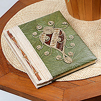 Naturfaser-Tagebuch „Twirly Turtle“ – Naturfaser-Tagebuch mit Schildkrötenmotiv und 41 Seiten aus Reispapier