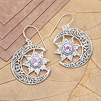 Amethyst-Ohrhänger, „Purple Cycle“ – traditionelle Amethyst-Ohrringe mit Mond- und Blumenmotiv