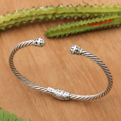 Sterling silver cuff bracelet, 'Balinese Summer' - Classic Polished and Oxidized Sterling Silver Cuff Bracelet