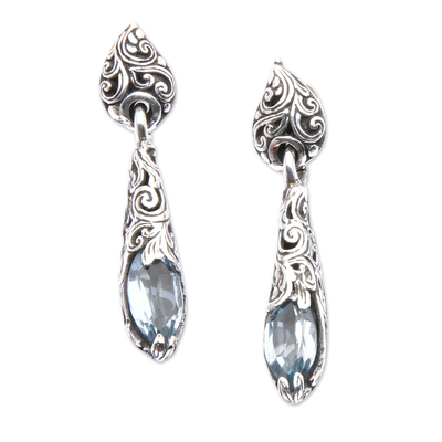 Blaue Topas-Ohrhänger, „Waldnest“ – Silberne Ohrhänger aus Bali mit blauen Topas-Steinen