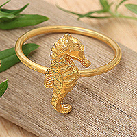 Gold-plated cocktail ring, 'Seahorse Lineage' - 18k Gold-Plated Seahorse-Themed Cocktail Ring
