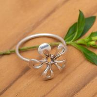 Sterling silver pendant necklace, 'Frangipani Memory' - High-Polished Sterling Silver Frangipani Pendant Necklace