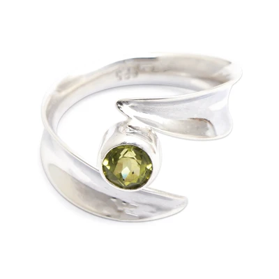 Peridot single stone ring, 'Fortunate Waves' - Artisan-Made Sterling Silver and Peridot Single Stone Ring