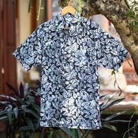 Men's batik cotton shirt, 'Greenery Memories' - Leaf-Patterned Batik Short-Sleeved 100% Cotton Shirt for Men
