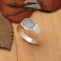 Sterling silver signet ring, 'Tomorrow Cube' - Geometric-Themed Sterling Silver Signet Ring Made in Bali