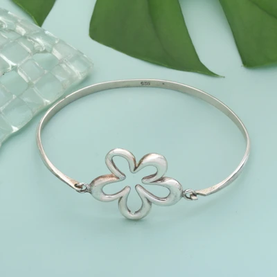 Sterling silver cuff pendant bracelet, 'Balinese Frangipani' - Balinese Frangipani-Themed Silver Cuff Pendant Bracelet