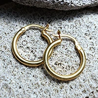 Gold-plated hoop earrings, 'Glistening Essentials' - Classic Brass Hoop Earrings with 18k Gold Plating from Bali