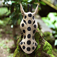 Wood wall mask, 'Glorious Giraffe' - Giraffe-Themed Albesia Wood Wall Mask Hand-Carved in Bali
