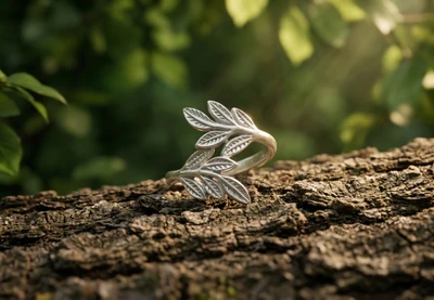 Sterling silver cocktail ring, 'Twin Leaves' - Nature-Inspired Silver Cocktail Ring with Sculpted Leaves