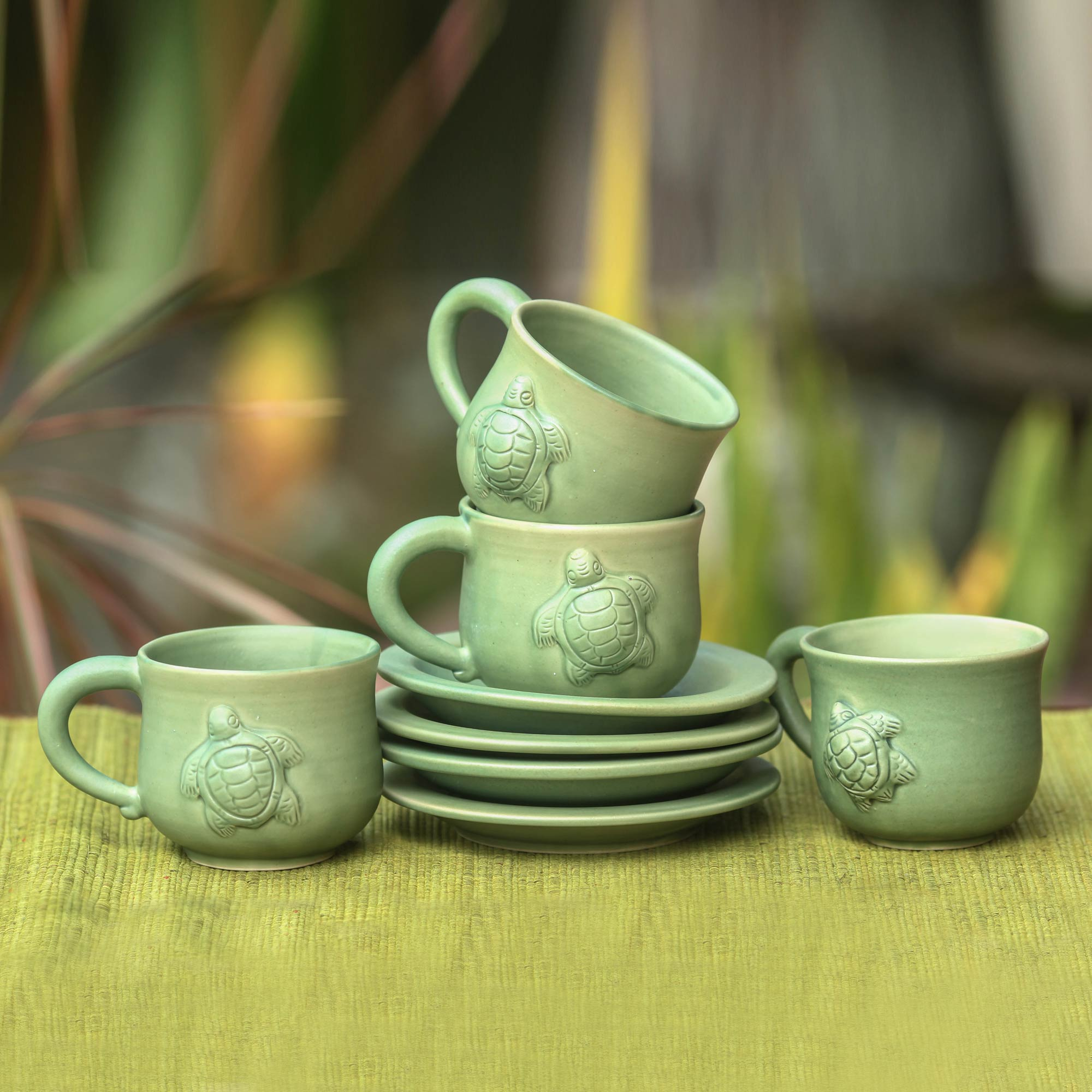 Turtle Action 6 Oz NOVICA Decorative Ceramic Cups & Saucers Set of 4 Green 