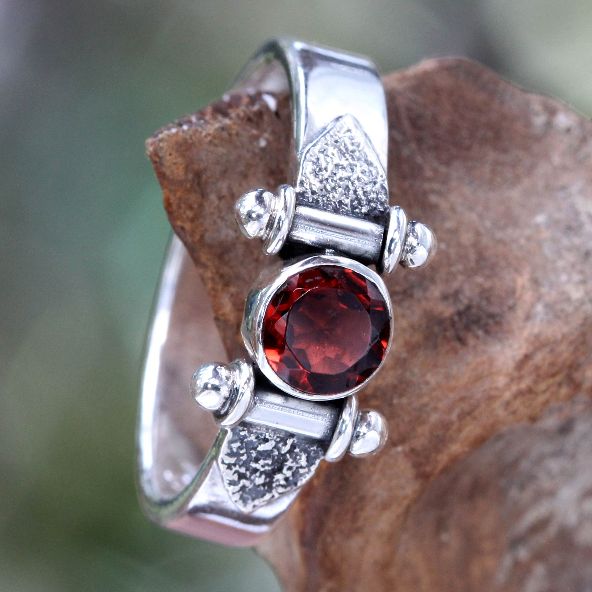 Details about   Round Cut Garnet 925 Sterling Silver & Three Stone Cocktail Ring 