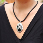 Onyx pendant necklace, 'Perfectly Free' - Onyx pendant necklace
